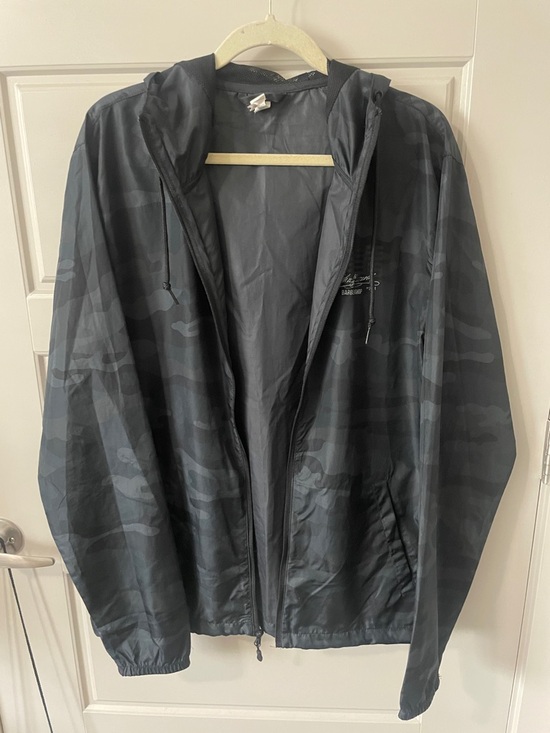 Other - Men's Black Camo Lightweight Hooded Jacket